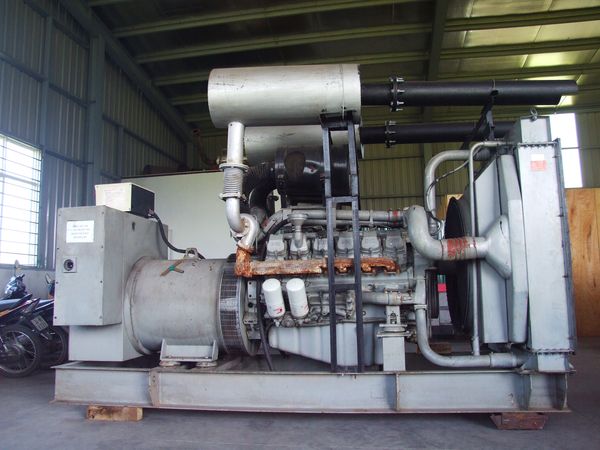 688S5-DA 688KVA CIG发电机组