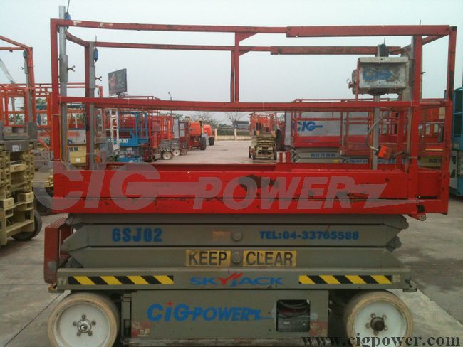 6SJ02 -  Scissor Lift  Skyjack SJ 3220