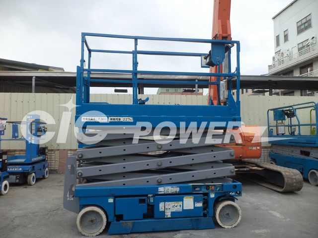 T08GS11 -  Scissor Lift Genie GS2632 