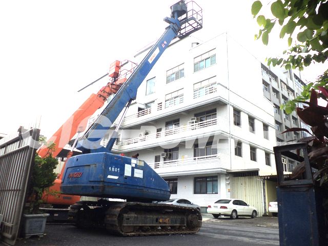 T18AC01- Boom Lift Aichi SR182 