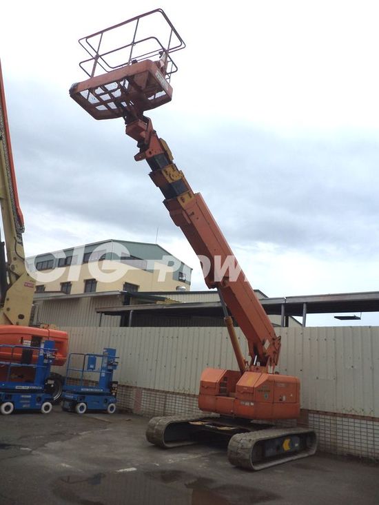T12H101 -  Boom Lift	HITACHI HX120B