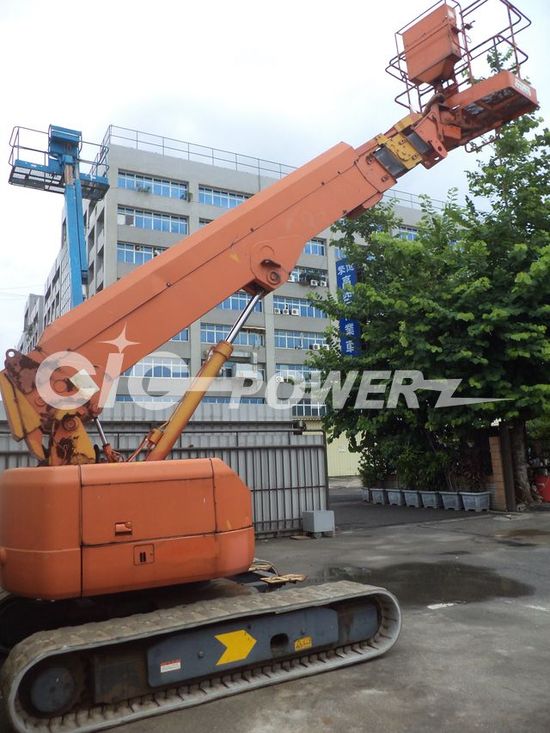 T12H101 -  Boom Lift	HITACHI HX120B