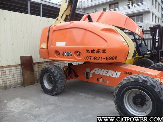 T12JL01-JLG 400 S  Boom Lift