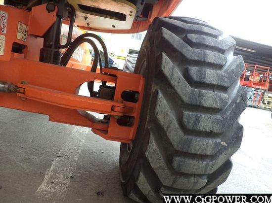 T12JL01-JLG 400 S  Boom Lift