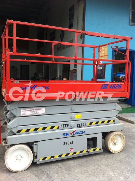 8SJ141-  Scissor Lift Skyjack SJIII 4626