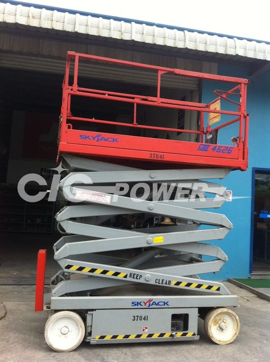 8SJ141-  Scissor Lift Skyjack SJIII 4626