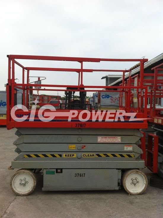 8SJ143-  Scissor Lift Skyjack SJIII 4626