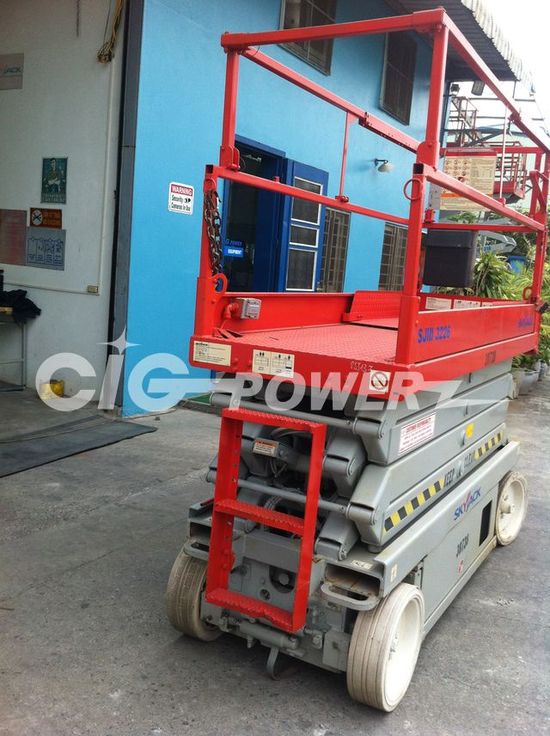 8SJ137-  Scissor Lift Skyjack SJIII 3226