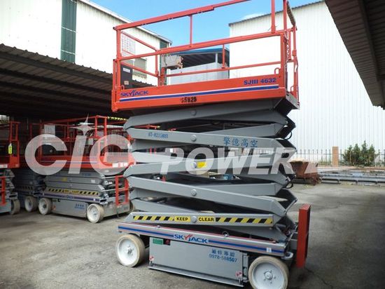 T10SJ21 -  Scissor Lift Skyjack SJIII 4632