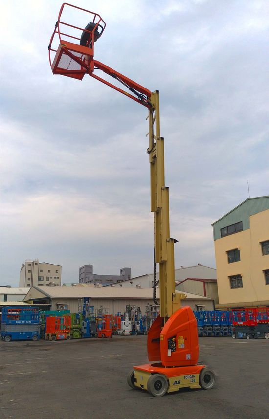 JLG T10E高空作業車