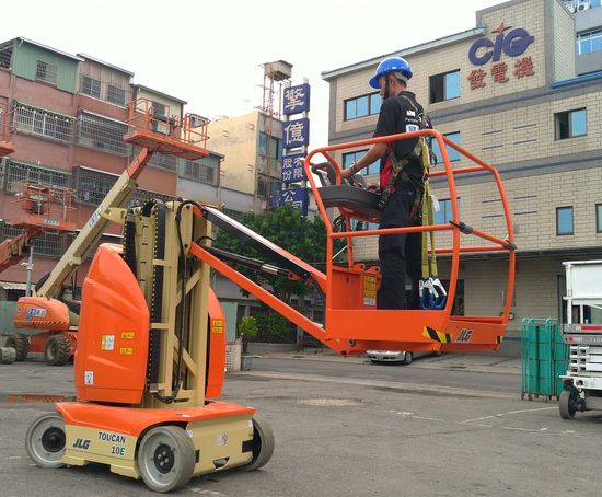 JLG T10E高空作業車