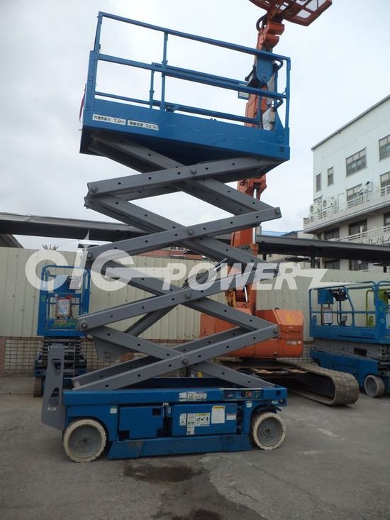 T08GS11 -  Scissor Lift Genie GS2632 