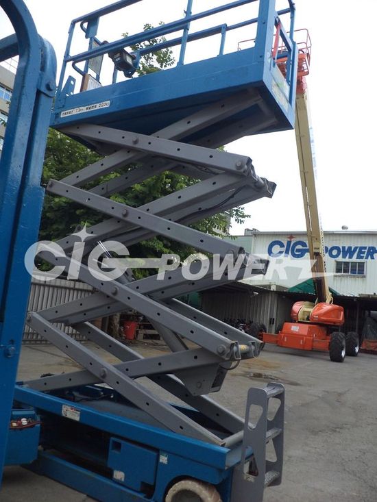 T08GS11 -  Scissor Lift Genie GS2632 