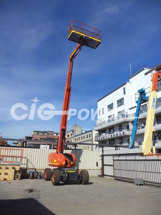 T20JL03 - Boom Lift JLG 660SJ